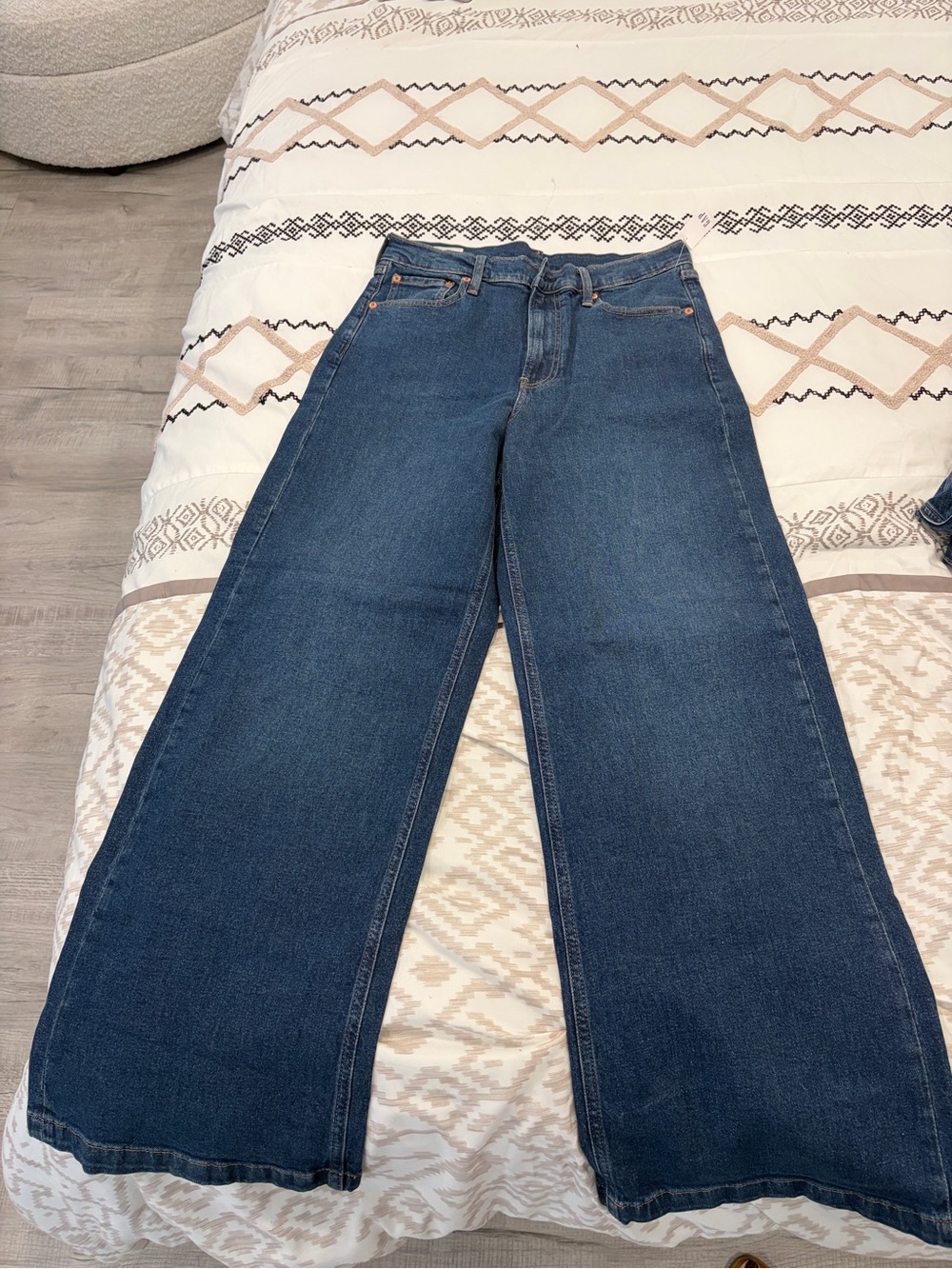 GAP Wide-Leg High-Rise Jeans in Deep Blue Wash